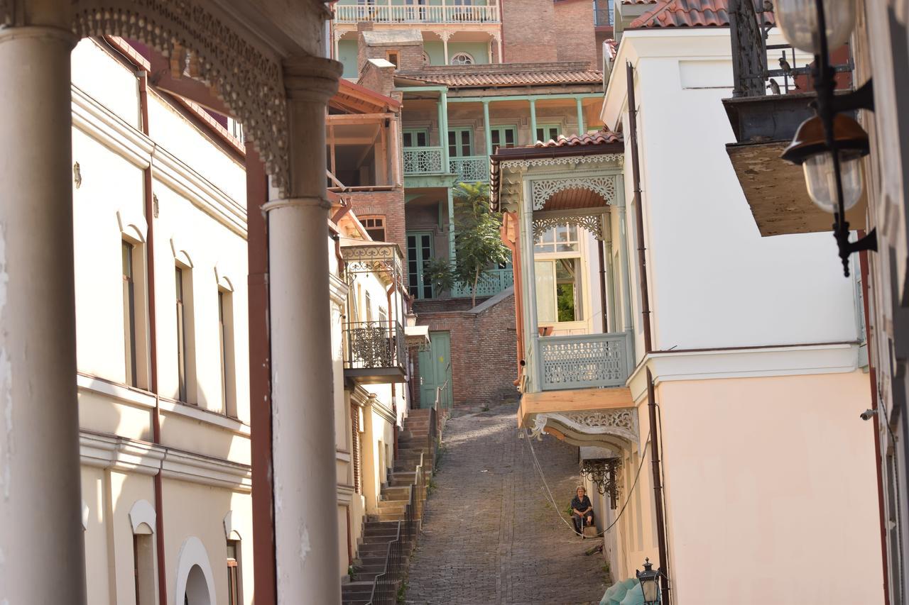 Euphoria Inn Tbilisi Exterior photo
