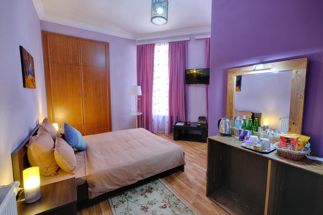 Euphoria Inn Tbilisi Exterior photo